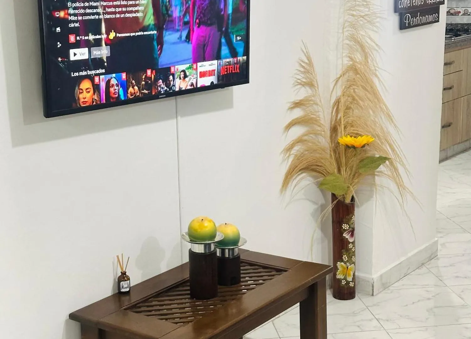 Acogedor Apartamento Cerca Al Centro De Medellin 0*,